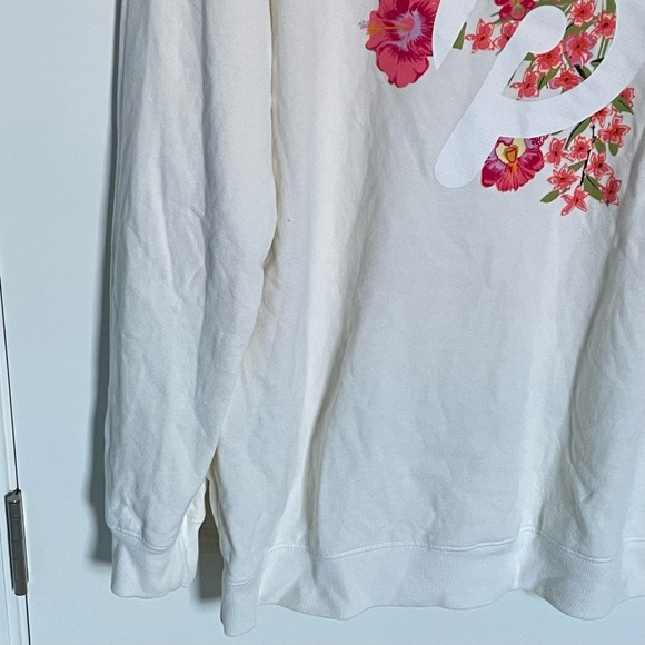 Peloton Oversized Everyday Cream Pink Floral Crewneck Sweatshirt 35001 - Picture 12 of 16